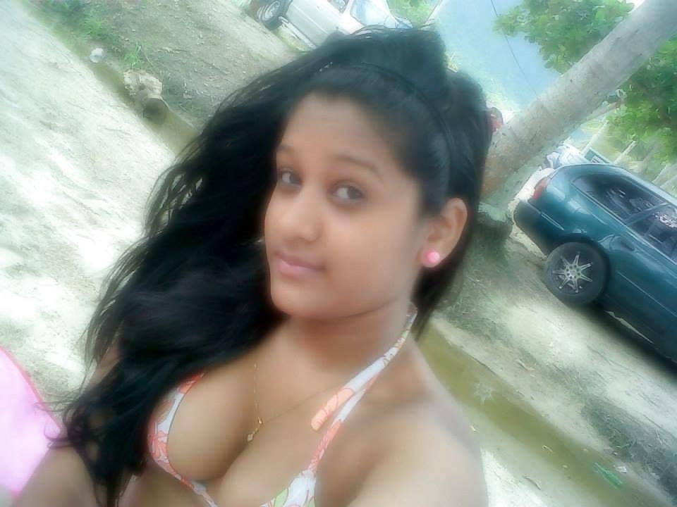 10P Desi Bikini Bash - 004