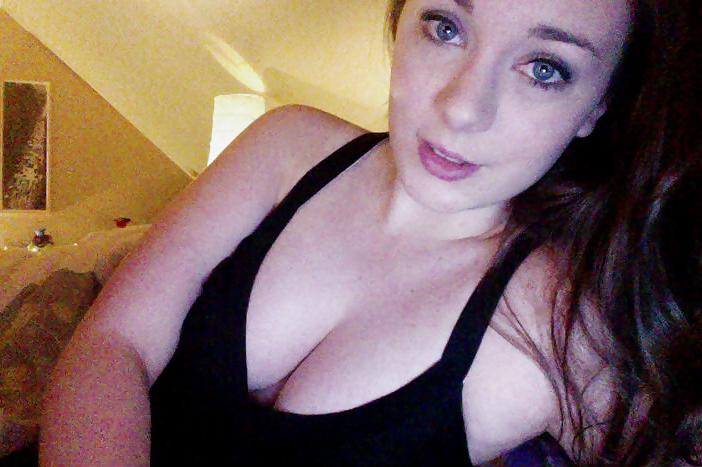 21P Busty amateur teens