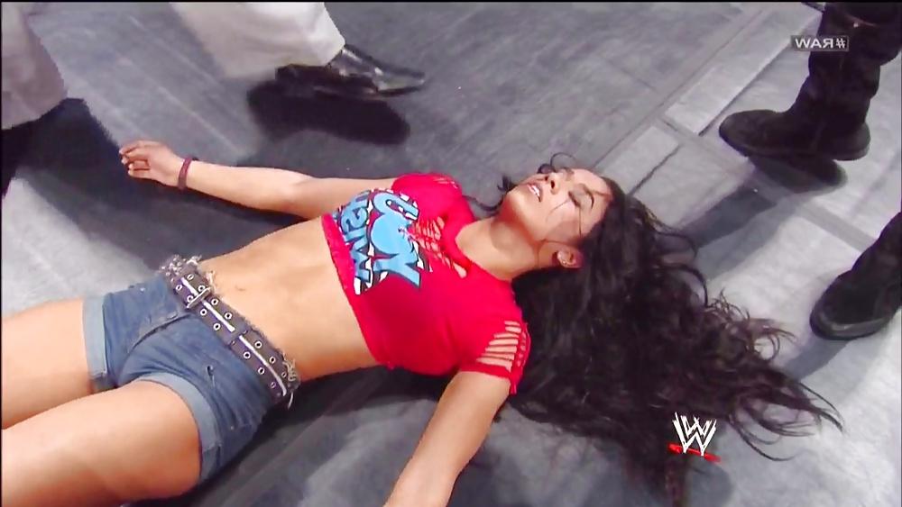 25P AJ LEE 