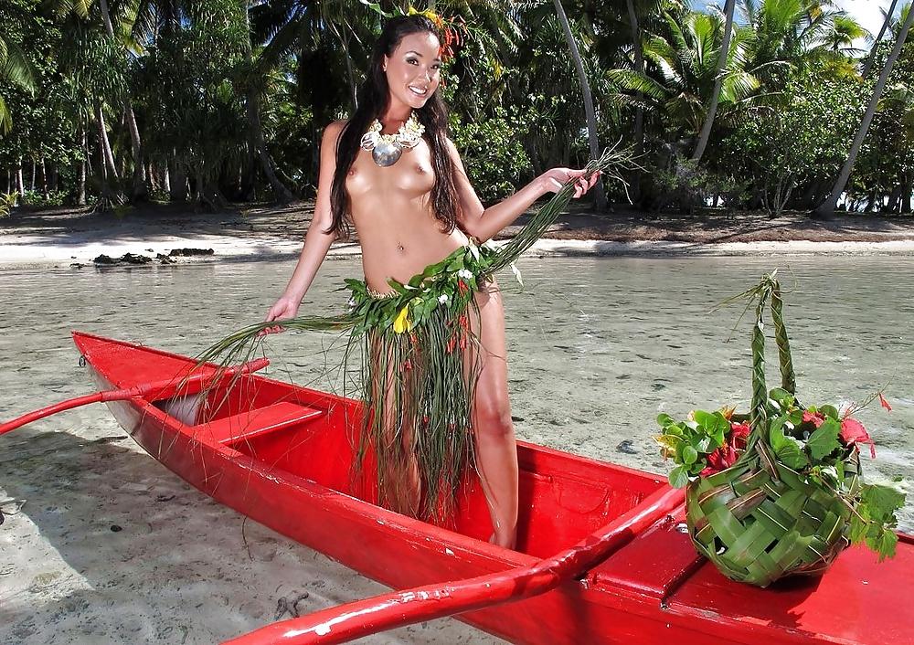 16P Exotic Pacific Island beauty from Polynesia