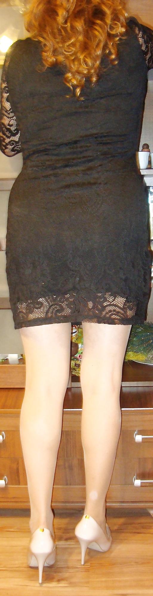 16P Amateurs spread legs and show us their pussy end tits 