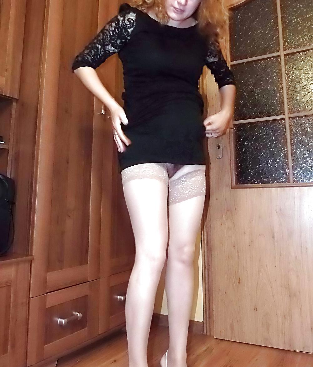 16P Amateurs spread legs and show us their pussy end tits 