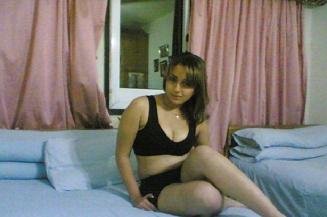 25P Arab Girls 3