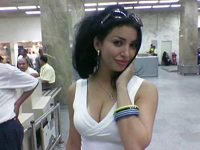 25P Arab Girls 3