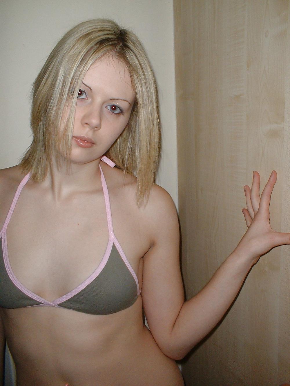 11P Blonde beauty posing