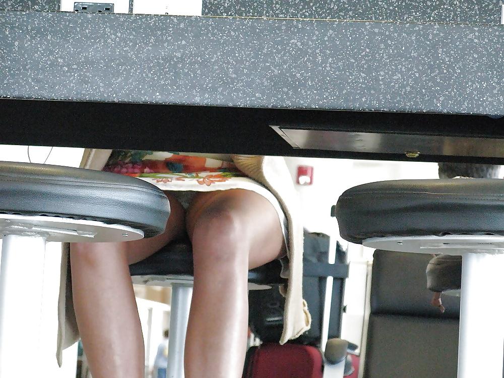 25P Flashing At Airport Or On Plane 1
