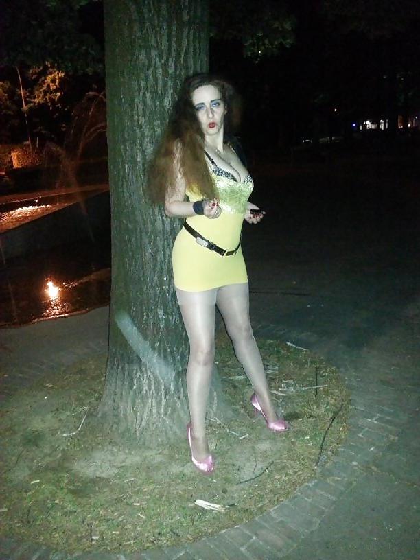 25P Desperate Harlot - Funny pics