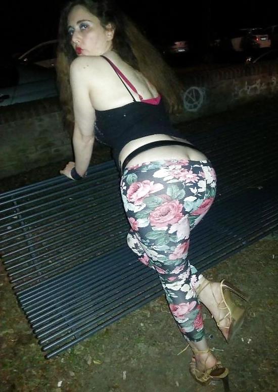 25P Desperate Harlot - Funny pics