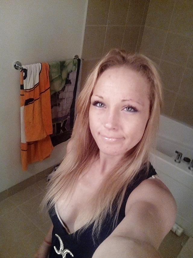 25P Random Calgary woman