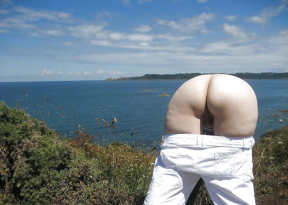 25P Ass with a view