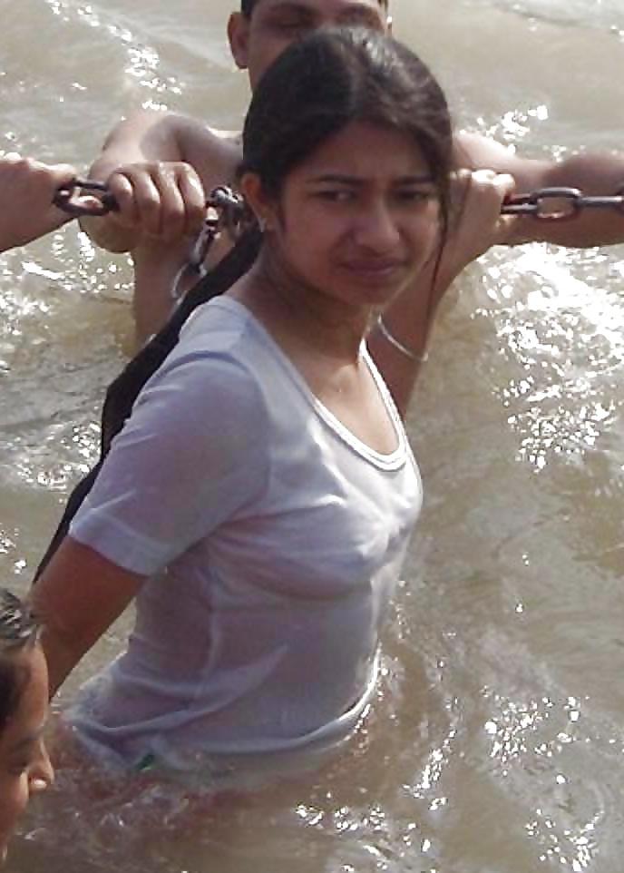 22P Desi teens
