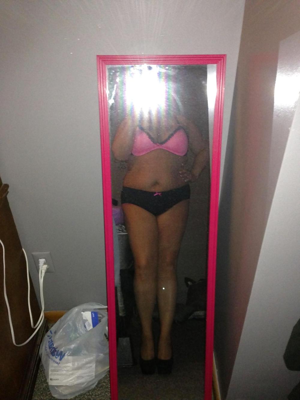 25P Self Pics - Hot Amateurs - Vol 31!