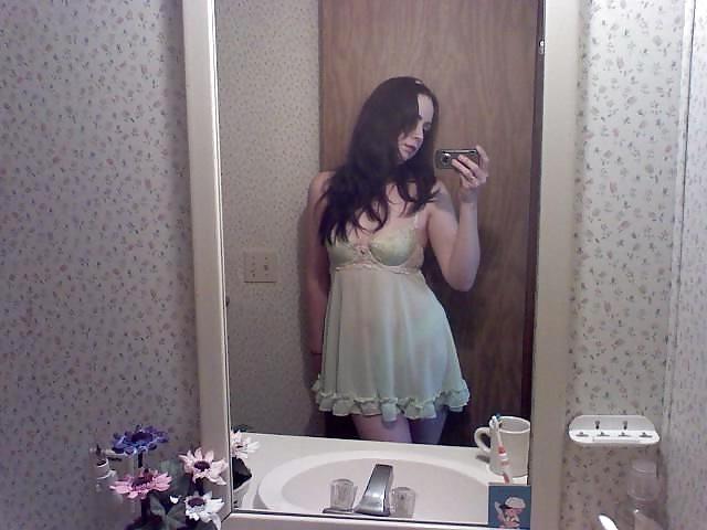 25P Self Pics - Hot Amateurs - Vol 31!