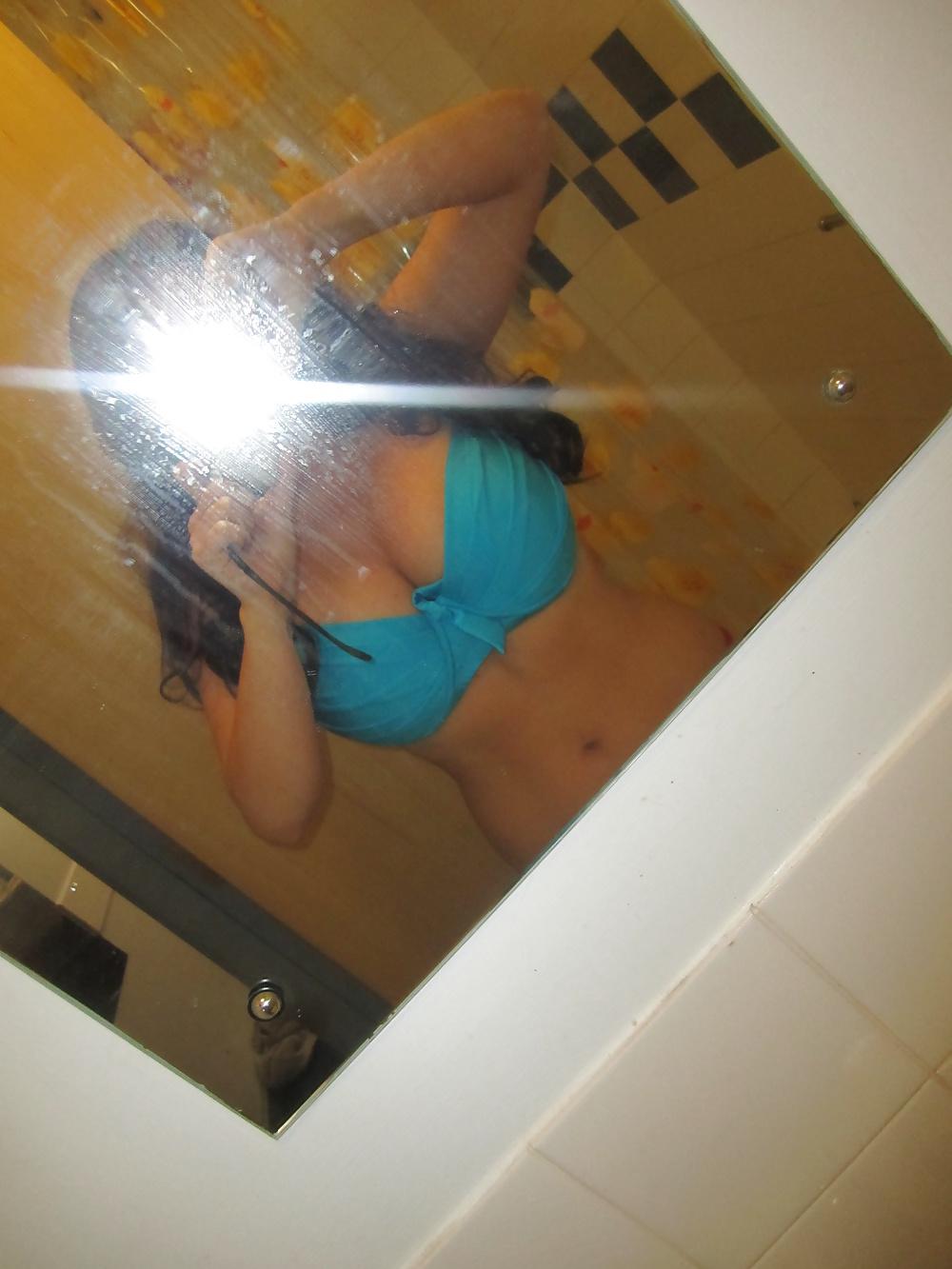 25P Self Pics - Hot Amateurs - Vol 31!