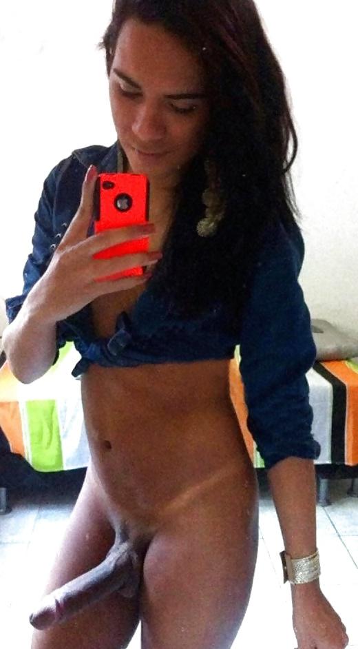 20P Shemale selfie self shot