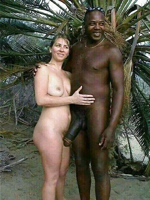 22P Happy couple