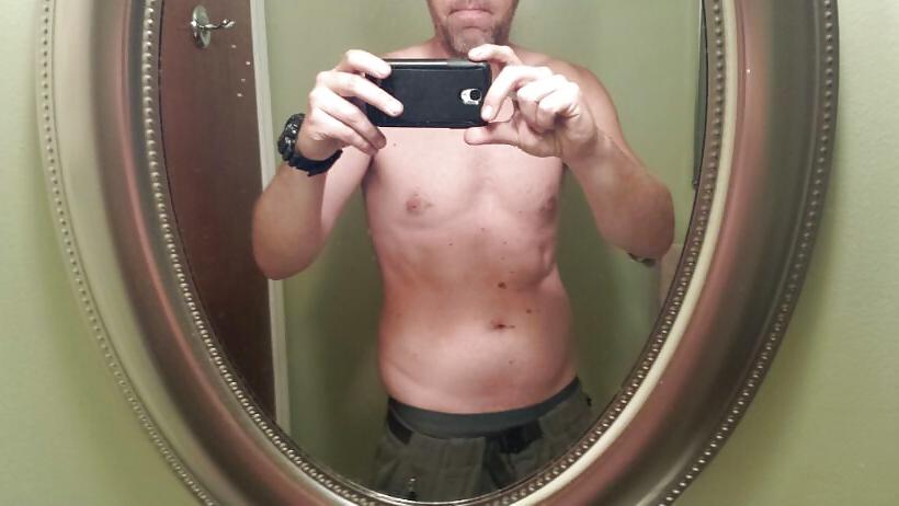 9P (HungHot25) New Big Cock Selfies