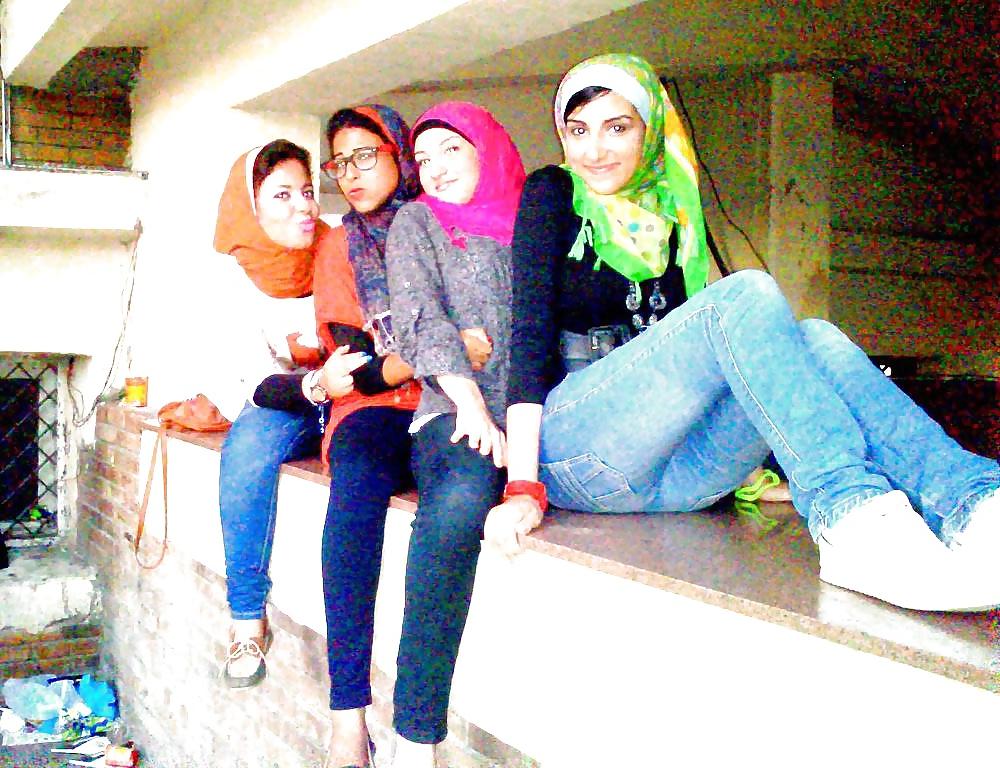 10P Arab Girls 4U ( Lesbians Colleftios - Part 3) 