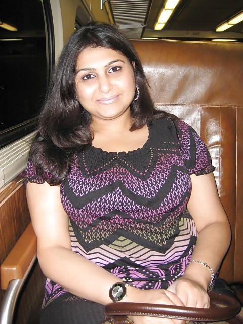 15P Riya pakistan India India girlfriend bhabhi aunty desi