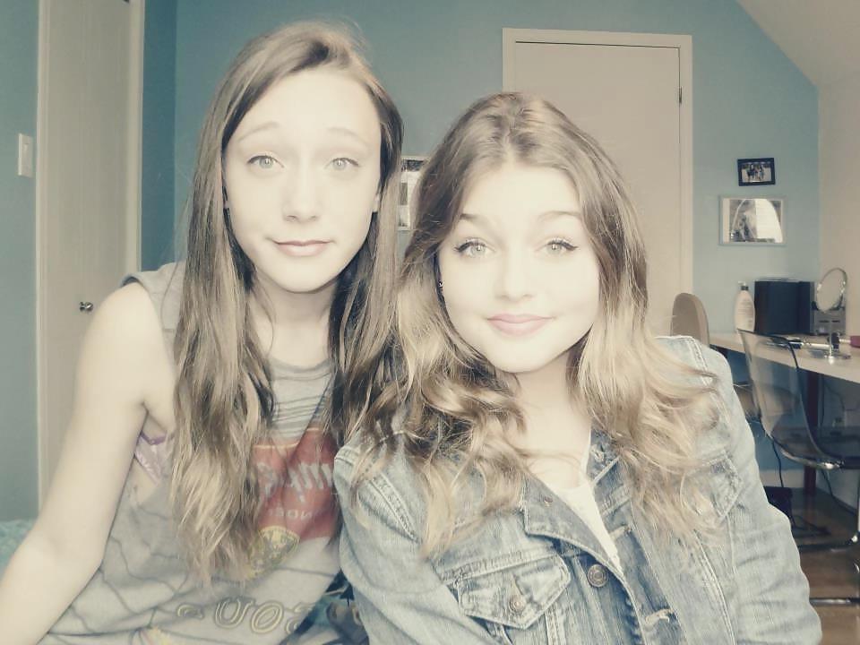 25P Young and sexy LESBIANS