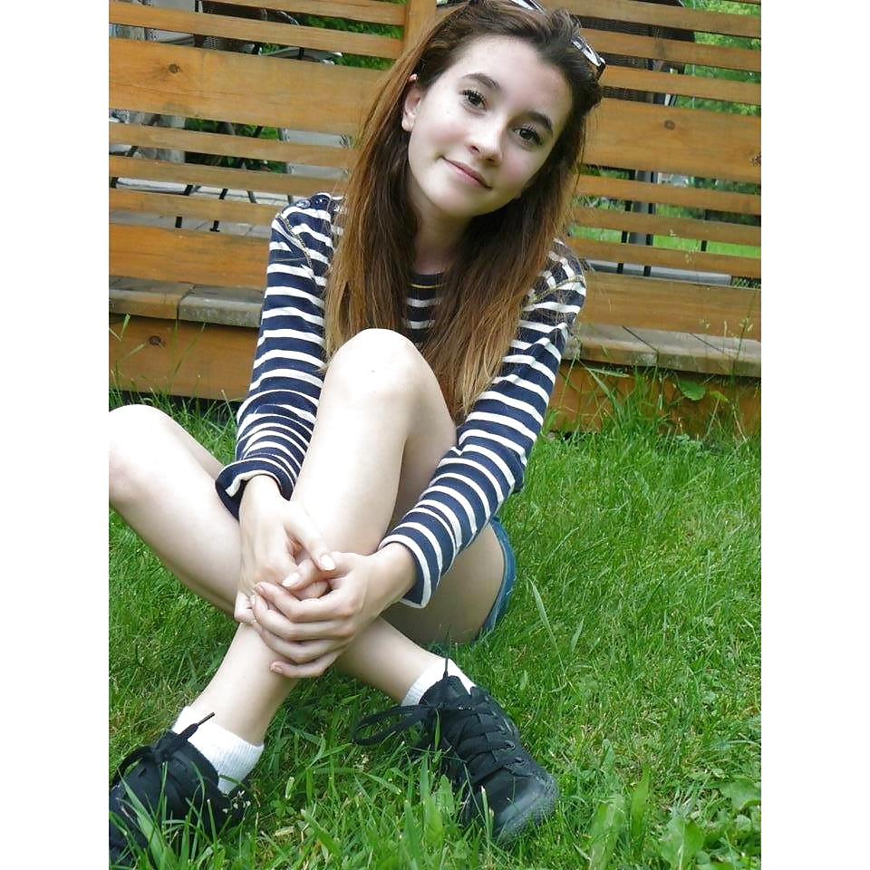 25P Young and sexy LESBIANS