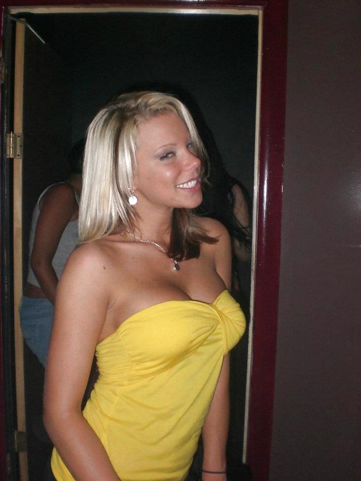 25P Young and sexy LESBIANS