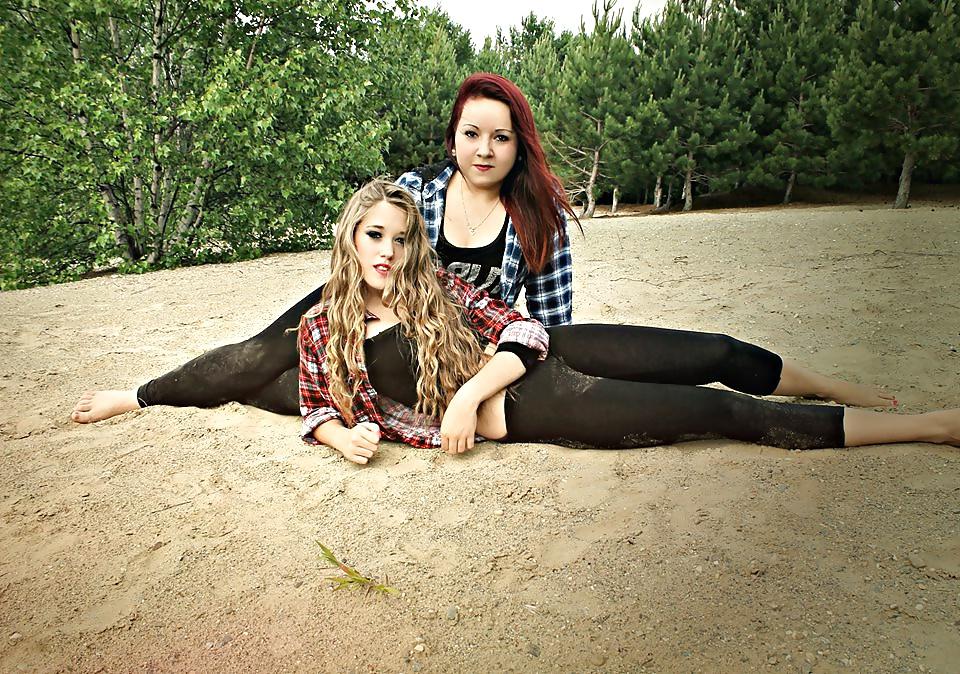 25P Young and sexy LESBIANS