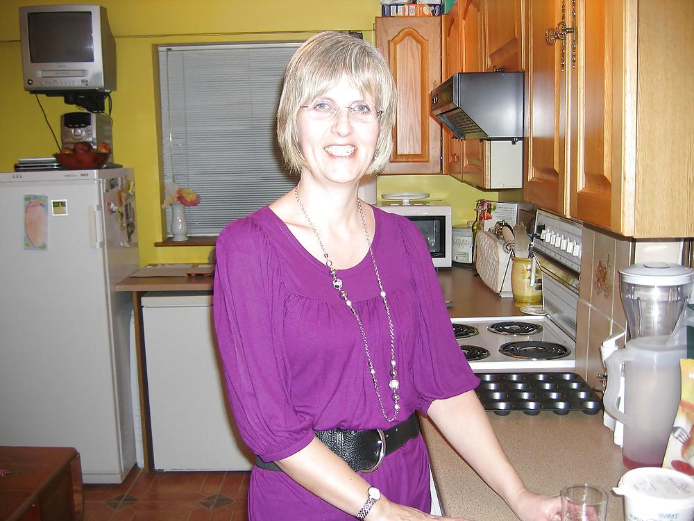 18P Sexy old women 8