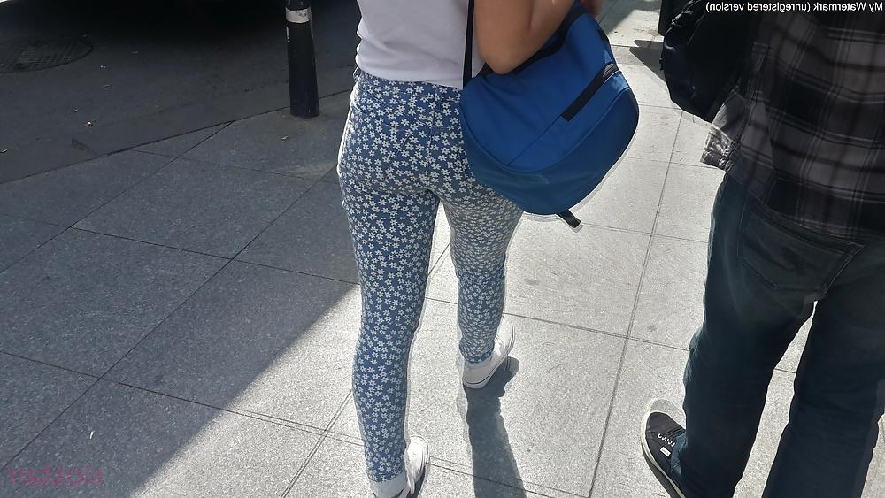 25P Turkish Candid Girl Nylon Tight Legs Ass Mix 3
