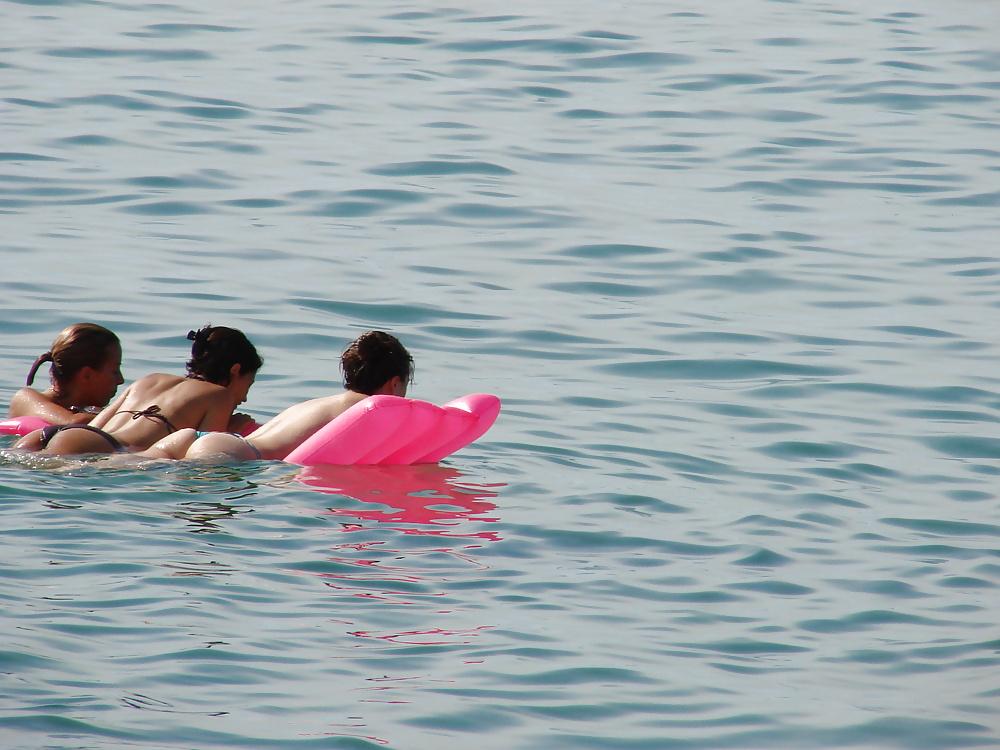 12P Beach VI