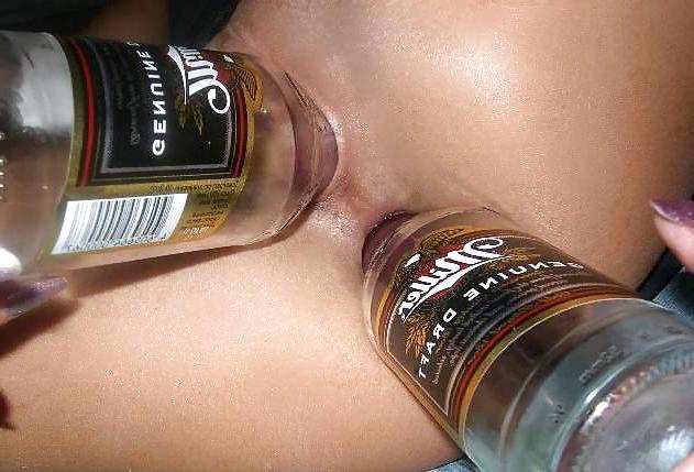 25P Looking for subs, sluts and hobby whores into kink or B&D
