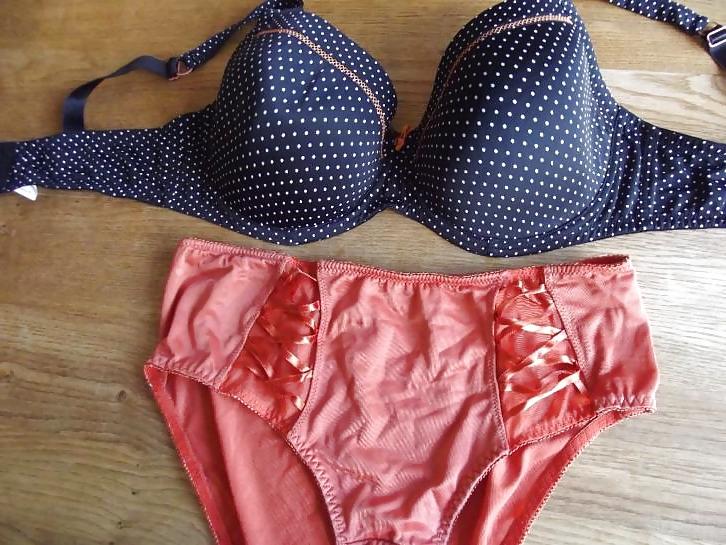 25P My Desi Mom her lingerie 