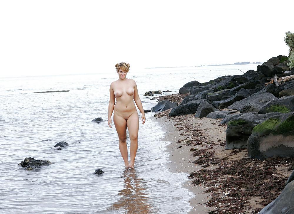 10P Nude beach