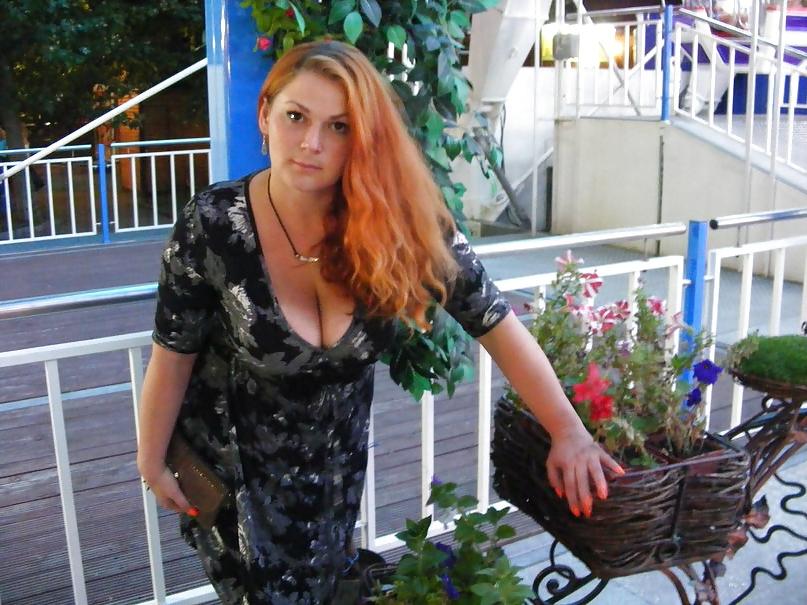 6P Busty Russian Woman 1892