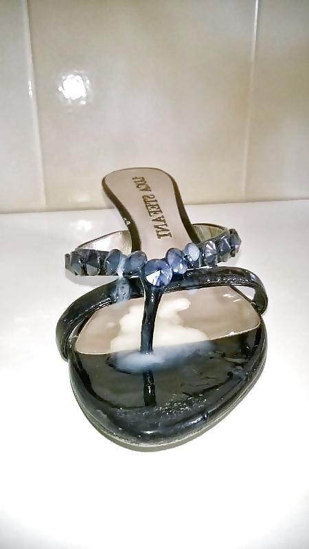 25P Cum shoes fetiche