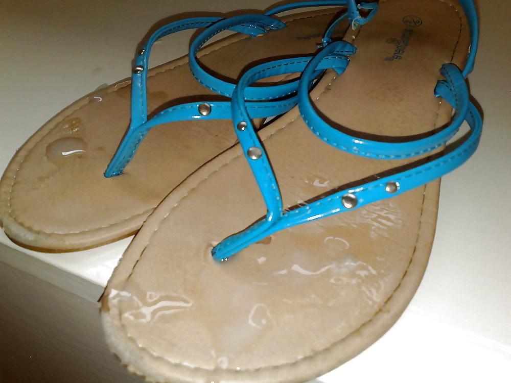 25P Cum shoes fetiche