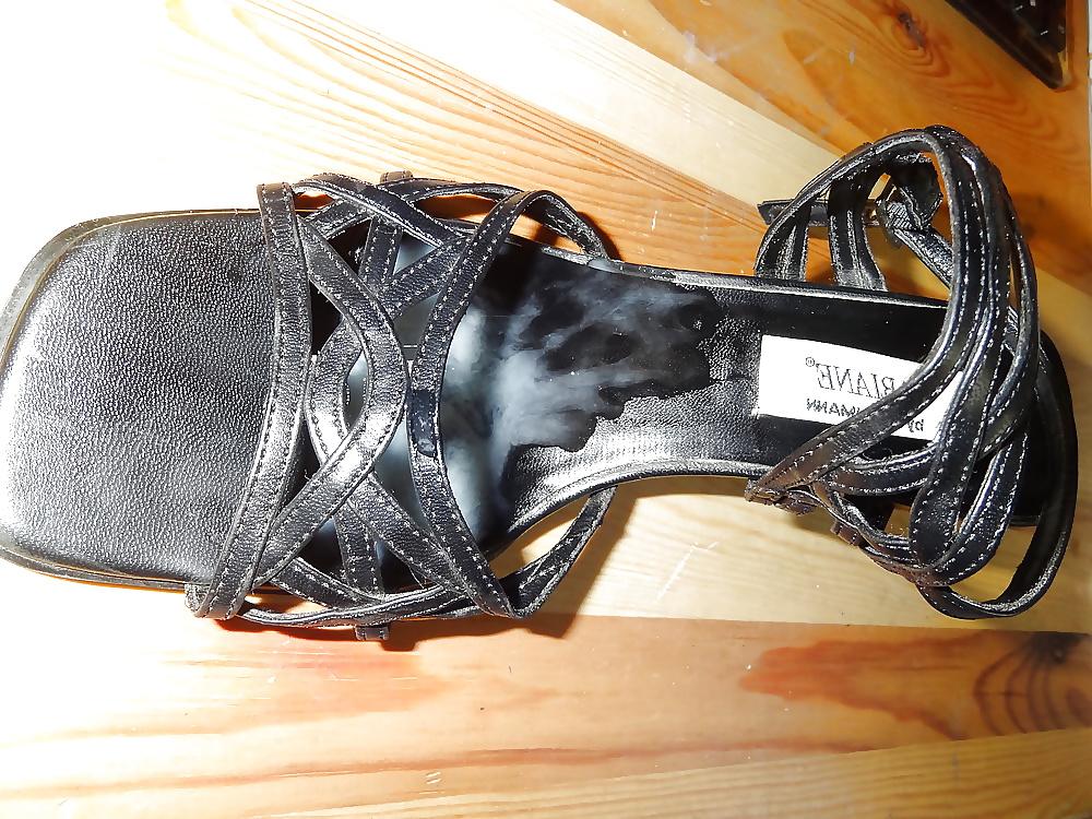 25P Cum shoes fetiche
