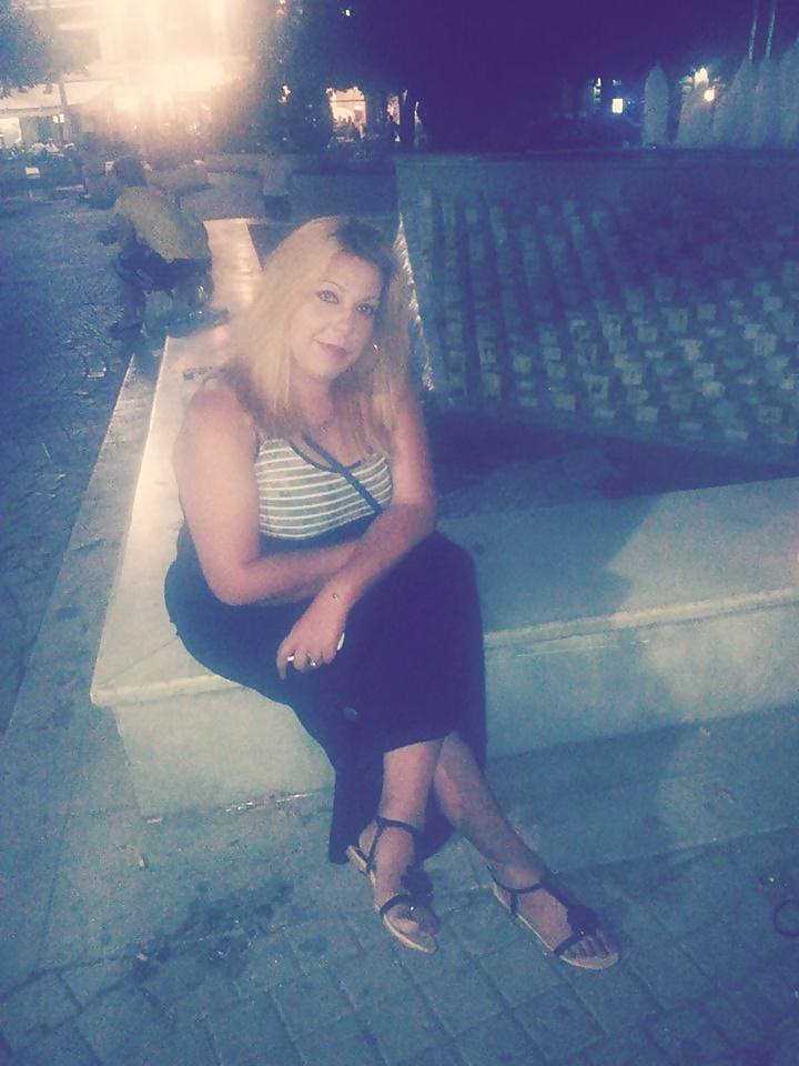 11P Turkish Milfs! Which one had most cocks?
