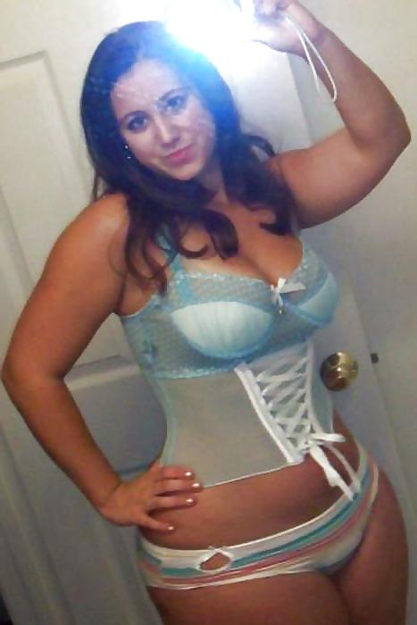 25P Self Pics - Hot Amateurs - vol 34!