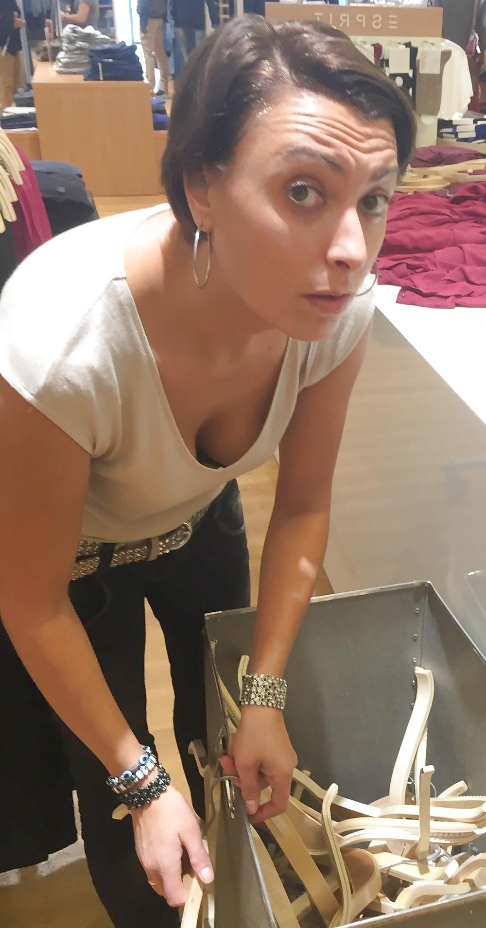 25P Downblouse