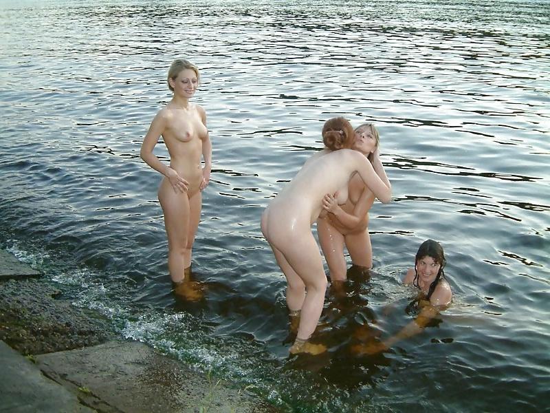 15P Lesbians in nature