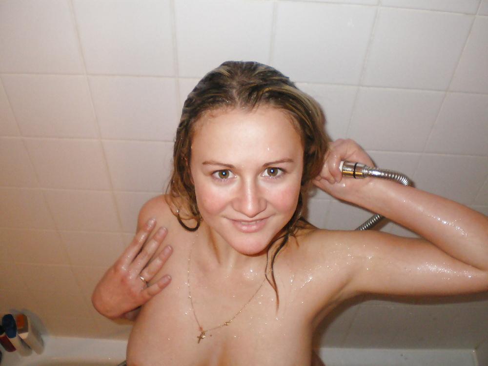 25P I Cant Stop Wanking over This Beautiful Sexy Amateur Beauty