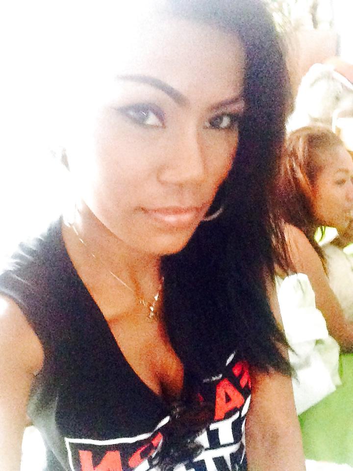 25P Thai girl private photos(Facebook) 2