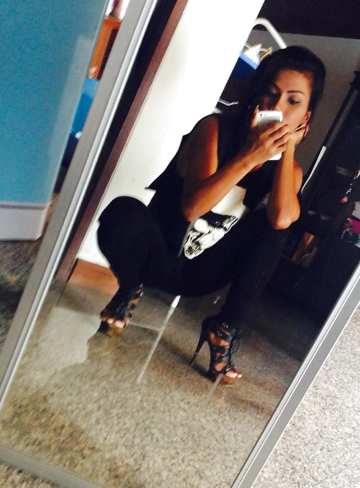 25P Thai girl private photos(Facebook) 2
