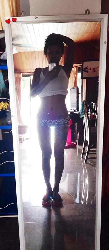 25P Thai girl private photos(Facebook) 2
