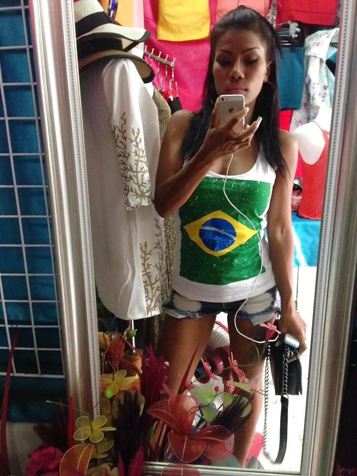 25P Thai girl private photos(Facebook) 2