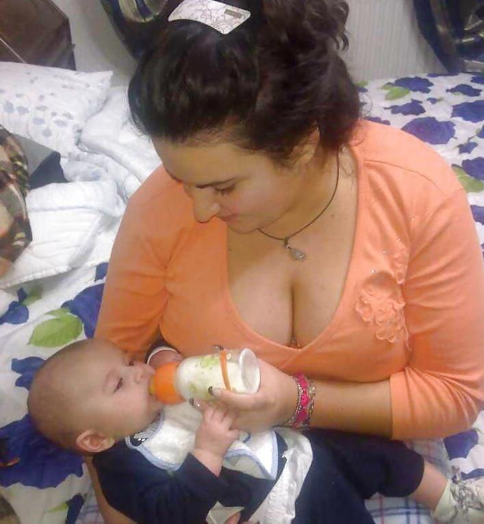 10P Pervert Moms  -- Mamme pervertite