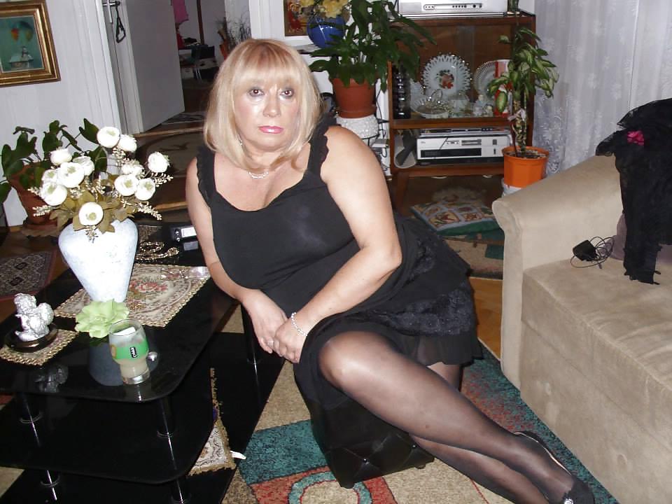 10P My sexy granny part 1