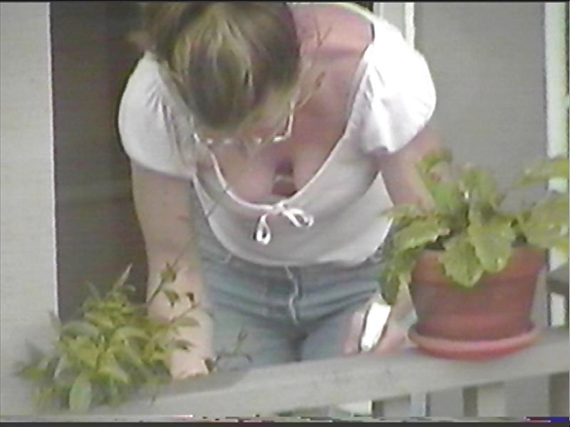 12P Downblouse Neighbor