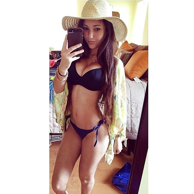 25P Angie Varona is on Top